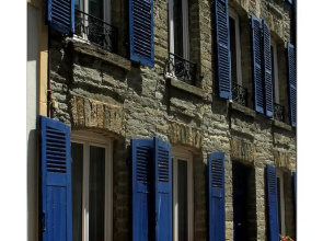 Les Unelli