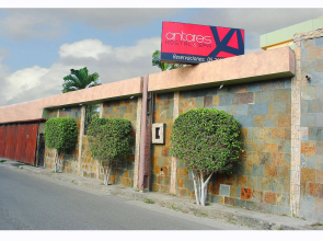 Hostal Antares