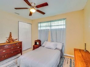 4 Mi to Ponce De Leon Park: Punta Gorda Home