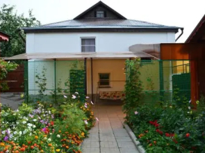 Guest House V Gostyah U Yuli