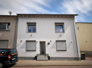 Modern und Neu, TOP Ausstattung mit Kaffeevollautomat, 2x Netflix-TV, Lüftungsanlage, Geschirrspüler