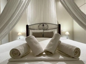 Vanilla - HappyHostGr - Downtown Apartment