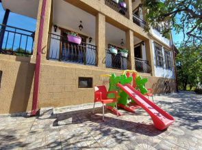 Esmeralda Guest House