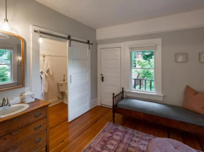 Beechwood Inn - Bed Breakfast and Wine Cellar