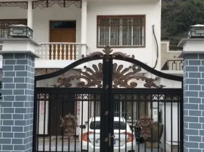 Longwei Hotel