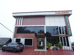 Parassini Tourist Home