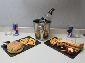 Altus Hotel Baku — бесплатный массаж