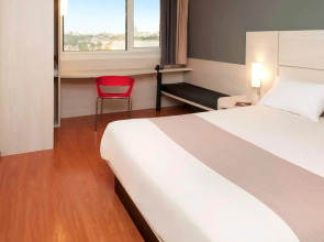 Hotel ibis Montevideo Rambla