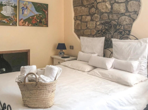 Awesome Home in Ficarra With 5 Bedrooms, Private Swimming Pool and Outdoor Swimming Pool