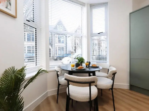 Modern & Cosy 2 Bed Flat in Charming Roath