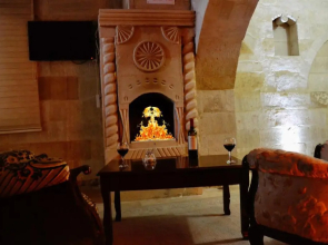 Family Cave Suites Hotel