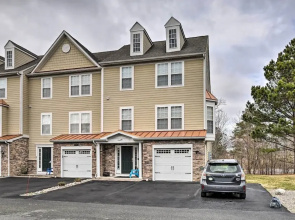 Near Bethany Beach & Boardwalk: Pristine Townhome!