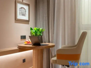 Vienna Hotel (Urumqi Midong Government Traditional Chinese Medicine Hospital Branch)