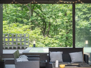 Gwangju Chez Pompom Dokchae Poolvilla