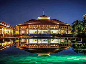 Pullman Danang Beach Resort