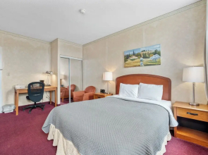 Royal Inn and Suites at Guelph