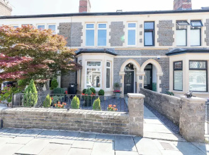 3 Bed Duplex in Central Pontcanna