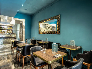 Hotel 87 Eighty seven