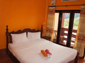 Popular View Guesthouse