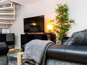 Cosy 2-Bed House