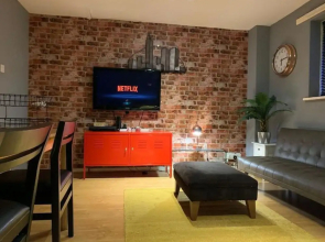 New Cross Mews 4 Bedroom 2 Bathrooms Fast Wifi Parking Sleeps up to 12
