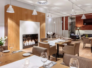 Mercure Wiazowna Brant