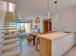 Private Picuzzi in New Penthouse Los Corales, 403