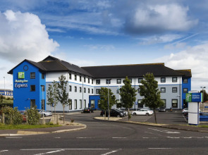 Holiday Inn Express Antrim - M2 Jct1