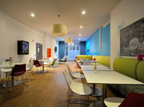 Five Elements Hostel Leipzig