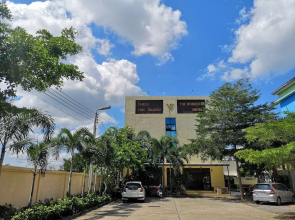 The Wonders Hotel