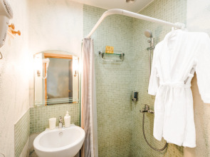 GhOtel На Невском