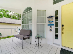 Sunny Home w/ Pool & Lanai - Near Rainbow River!