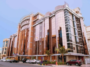 Mercure Jeddah Al Hamra Salsabil Hotel