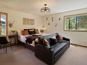 5 Golden Eagle 5 Bedroom Home by Redawning