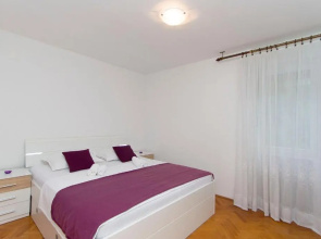 Sunny Apartment