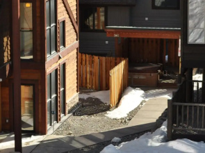 Black Diamond 3 Bedroom Condo