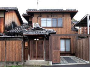 Kiyomizuan 清水庵 車庫2台可 ビフォアアフターの匠 坂田基禎さん改築の京町家