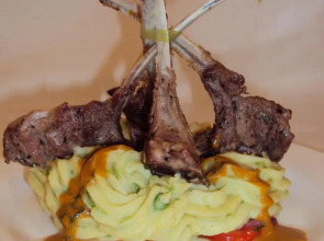 Heri Heights Hotel Apartments, SureStay Collection by BW