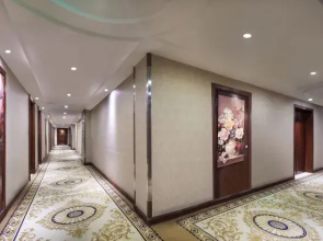 Vienna Intemational Hotel( Ming Xiu Road Subway Station)