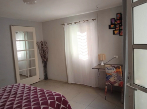 Superior Room With Queen Bed, Private Bathroom, Air Conditioning, Wi-fi