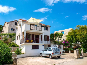 Apartments Jela - 50 m from beach