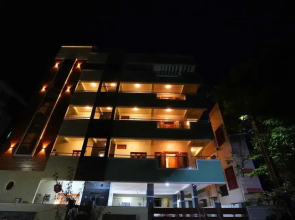 Trimukha homestay