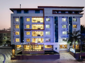 Sreepathi Indraprastha Hotel and Serviced Apartments