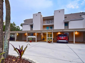 Beachview Delight by Beachside Management