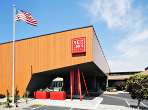 Red Lion Hotel Wenatchee City Center