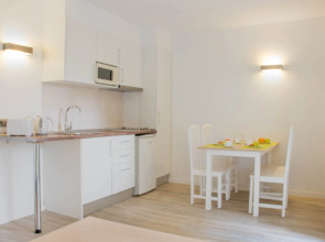 Aparthotel Houm Plaza Son Rigo