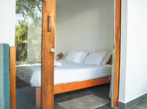 Ariya Resort