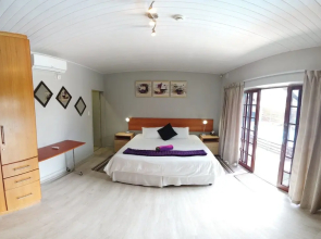 D'urbanmist Guest House