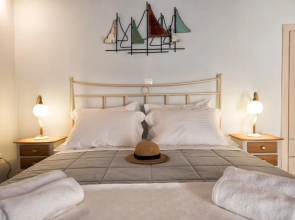 Gavrion's Nest  - Premium Cycladic Studio