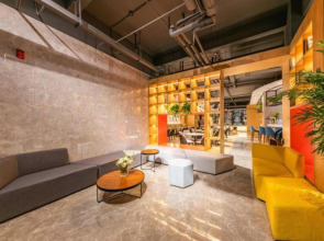 Ausotel Smart (Shiyan Railway Station)